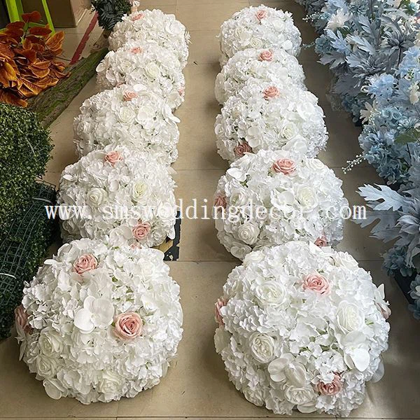 reception flowers for bride
