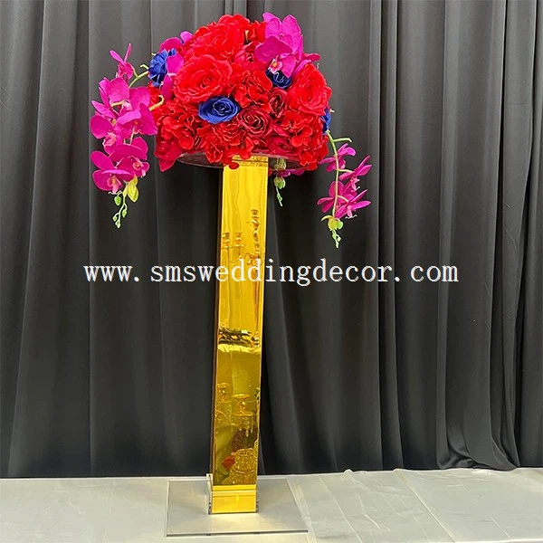 tall acrylic centerpieces